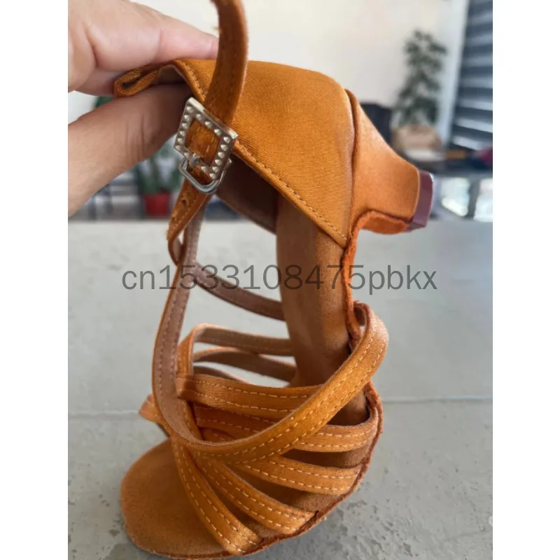 Yetişkinler İçin Saten Latin D - Men Shoes Kinds incelemesi ve fiyatı